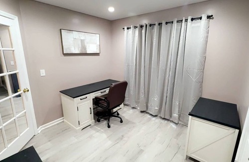 Macon House | Spacious 3BR North Macon Gem, High-Speed WiFi & Garage