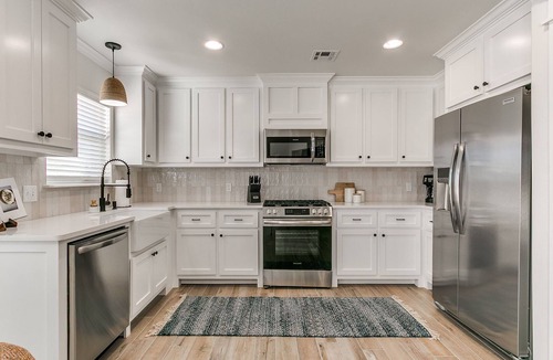 Oklahoma City House | Spacious 3BR OKC Home | Private Yard, Fireplace & Pet-Friendly