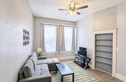 Robinson Apartment | Spacious 3BR on the Square