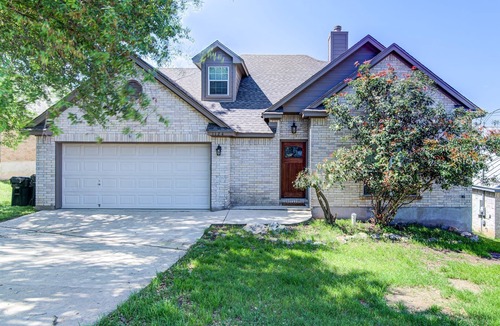 San Marcos House | Spacious 3BR Retreat Close to Downtown & Outlets