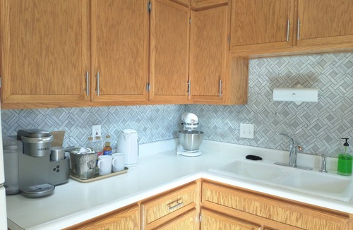 Lincoln House | Spacious 3BR Top Floor Home Minutes from Interstate, Downtown, and UNL
