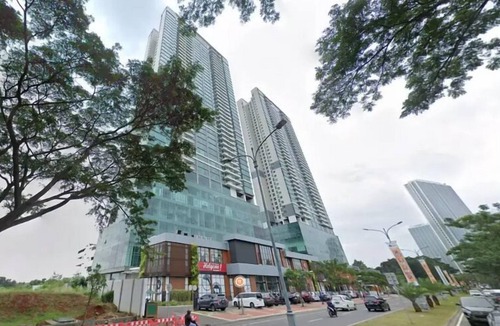 Tangerang Apartment | Spacious 3Br With Extra Room At Hillcrest House Apartment