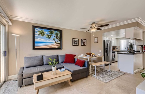 East Side Costa Mesa Condo | Spacious 3BR- Yard - BBQ - Parking!