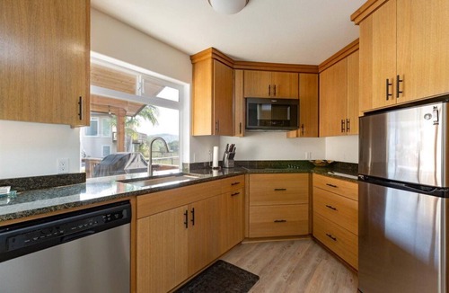 Arroyo Grande House | Spacious 4 Bd Central Coast Retreat -Pool, Spa, Backyard - Pet Friendly