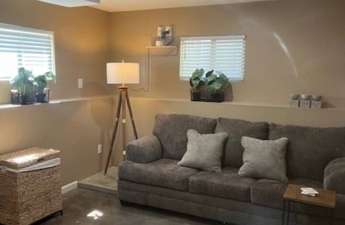 Overland Park House | Spacious 4 BDRM, Game Room, 85” TV, Fenced Yard