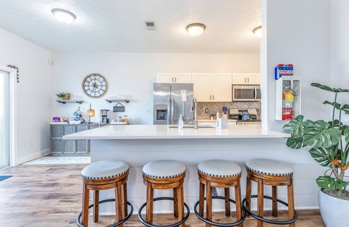 Phenix City House | Spacious 4-bdrm near Ft Moore/Ft Benning, shops & dining-Great for Graduations