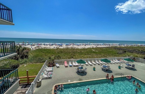 Ocean Drive Condo | Spacious 4 Bedroom Oceanfront. Family fun