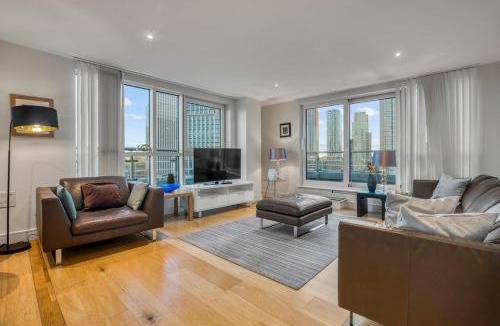 Vauxhall Apartment | Spacious 4 Bed and 2 Bath in Vauxhall - Zone 1