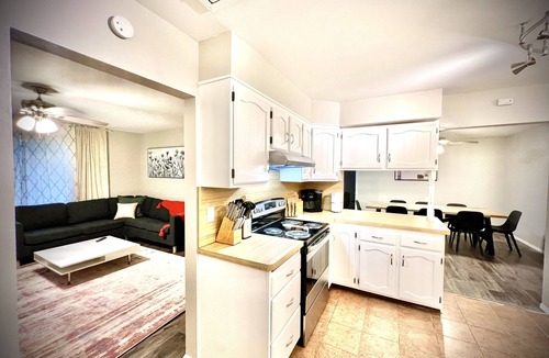 South Bend House | Spacious 4-bed home just 2 miles to ND