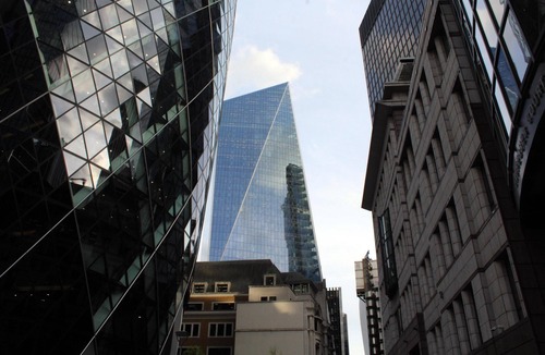 Lower Edmonton House | Spacious 4-Bed House - Sleeps 5, Garden & Parking