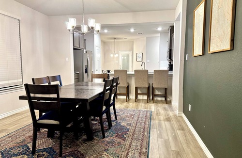 Wellborn House | Spacious 4-bedroom house close to everything in College Station