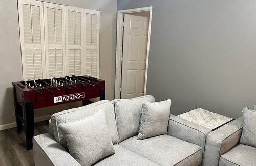 Pecan Tree - McCullough Condo | Spacious 4-bedroom in College Station, less than 2 miles from Kyle Field.