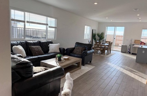 Rancho Cordova House | Spacious 4-bedroom house with WiFi, AC in charming Rancho Cordova