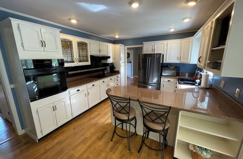 Delhi House | Spacious 4 Bedroom, 2.5 Bath in Catskills and Close to Oneonta/Cooperstown