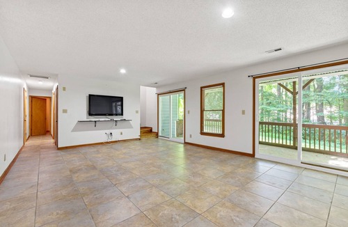 Carrboro House | Spacious 4- bedroom 3-bath house in marvelous Carrboro, NC!