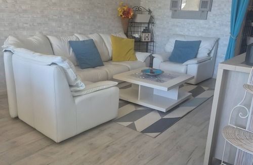 Roseraie - Orgemont Apartment | Spacious 4-Bedroom Apartment 100 m², Fully Equipped, Sleeps 7