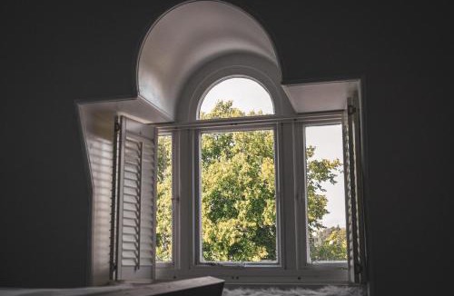 Stirling Apartment | Spacious 4 Bedroom Flat in Stirling