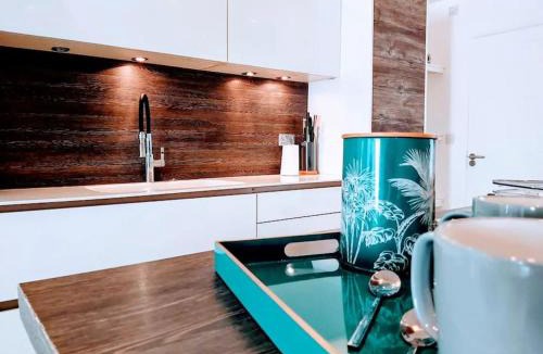 Whitnash House | Spacious 4 Bedroom House