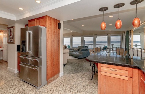 Redondo House | Spacious 4 bedroom Home … EV Charger Available