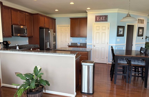 Middletown House | Spacious 4-bedroom house with backyard oasis