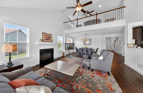 Middletown House | Spacious 4-bedroom house in peaceful Middletown with AC