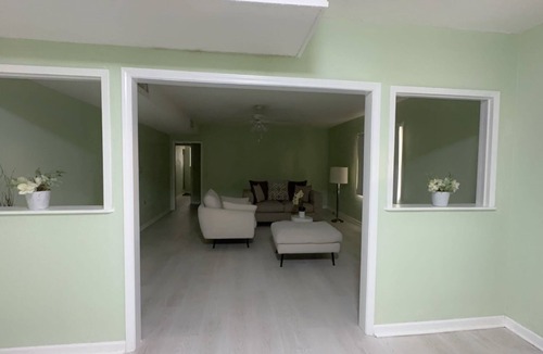 New Iberia House | Spacious 4-bedroom house in superb New Iberia location with AC