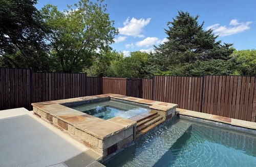 Central Arlington House | Spacious 4-bedroom house in tranquil Arlington with AC