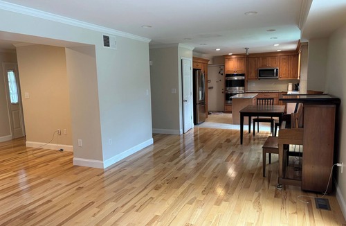 Parole House | Spacious 4-bedroom house with AC in Annapolis area