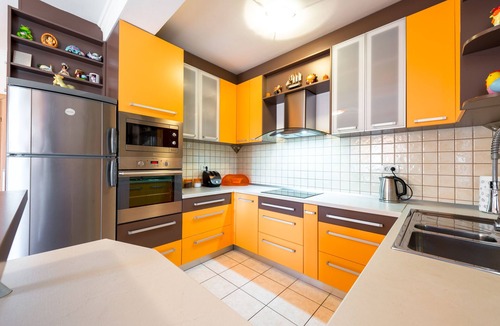 Zvekovica House | Spacious 4 bedroom home with Private heated Pool