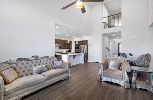 Mesquite House | Spacious 4-bedroom house with office space, WiFi in nice Mesquite