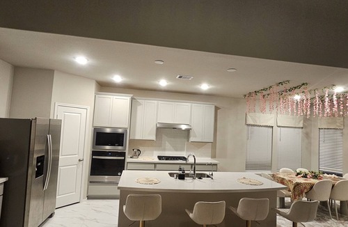Rosenberg House | Spacious 4-bedroom house in lovely Richmond with AC