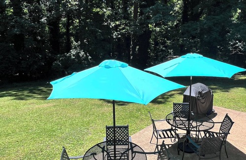 North Chesterfield House | Spacious 4-bedroom house with wifi and out door dining
