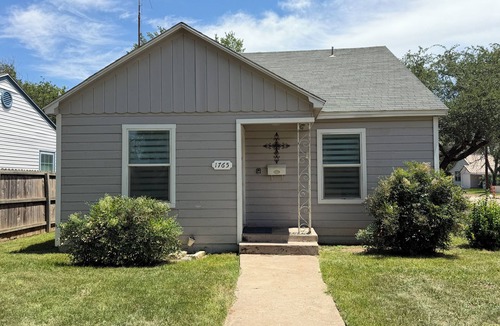 Abilene House | Spacious 4-bedroom house in serene Abilene with AC