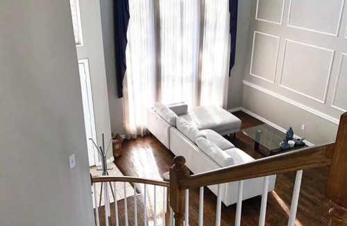 Addison House | Spacious 4-bedroom house in fantastic Addison with a Pool