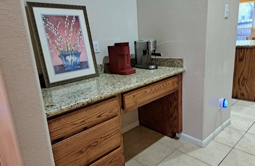 OST - South Union House | Spacious 4-bedroom house in Central Houston