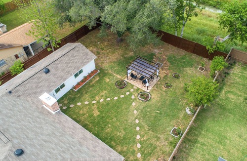 Clodine House | Spacious 4-bedroom house in enchanting heart Houston with spacious backyard