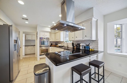 Mission Bend House | Spacious 4-bedroom house in beautiful Houston with AC
