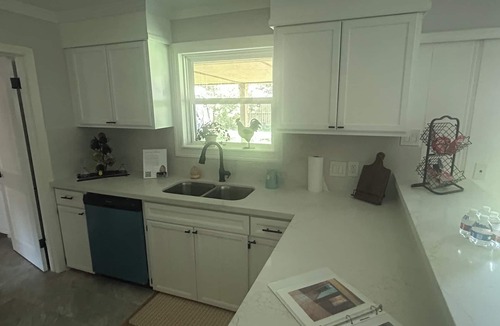 Garden Oaks House | Spacious 4-bedroom house in charming Houston area.