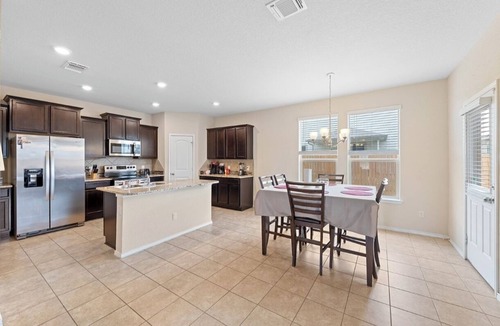 Jarrell House | Spacious 4-bedroom house in charming Jarrell with AC