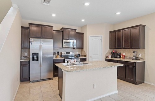 Jarrell House | Spacious 4-bedroom house in charming Jarrell with AC