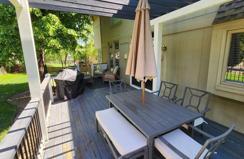 Leawood House | Spacious 4-bedroom house in delightful Leawood with AC