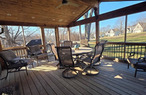 Shawnee House | Spacious 4-bedroom house in lovely Shawnee Sleeps 10