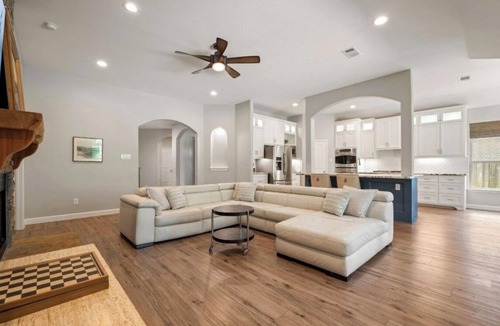 Tomball House | Spacious 4-bedroom house in gorgeous Creekside Neighborhood