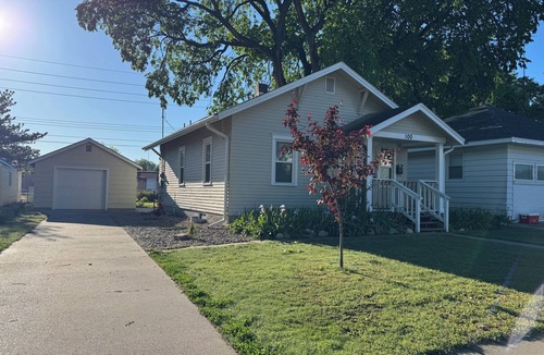Hays House | Spacious 4-bedroom house in charming Hays with AC comfort