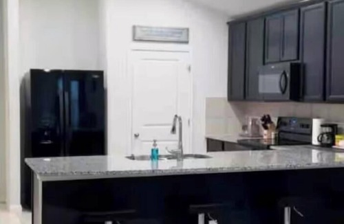 Kyle House | Spacious 4-bedroom house in fabulous Kyle with AC comfort