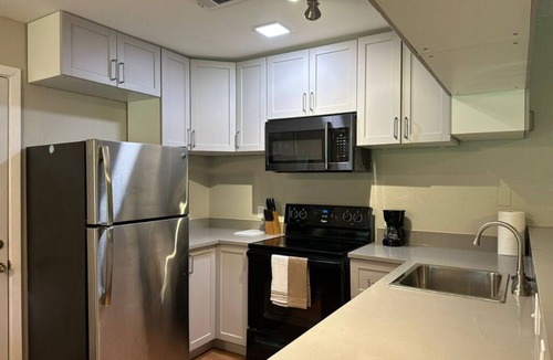Euless House | Spacious 4-bedroom house in tranquil Euless with AC