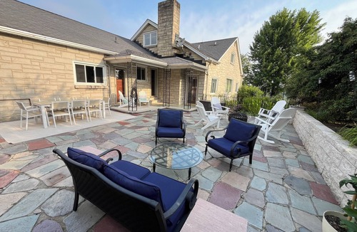 Wendel House | Spacious 4-bedroom house right off turnpike