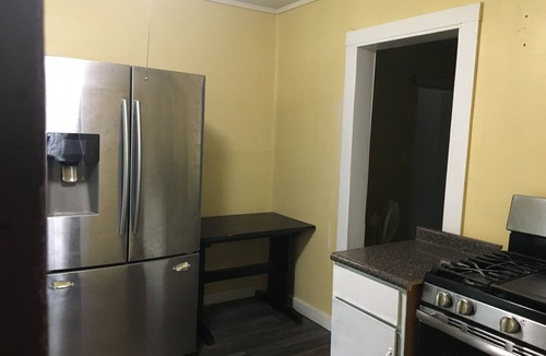 Mobile House | Spacious 4-bedroom house in peaceful Mobile with AC