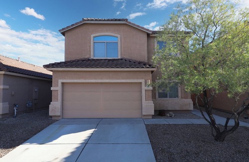 Rita Ranch House | Spacious 4-bedroom house with office and loft in fabulous Tucson.