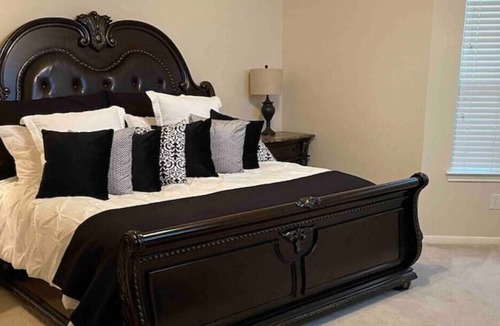 Pearland House | Spacious 4-bedroom residential home.